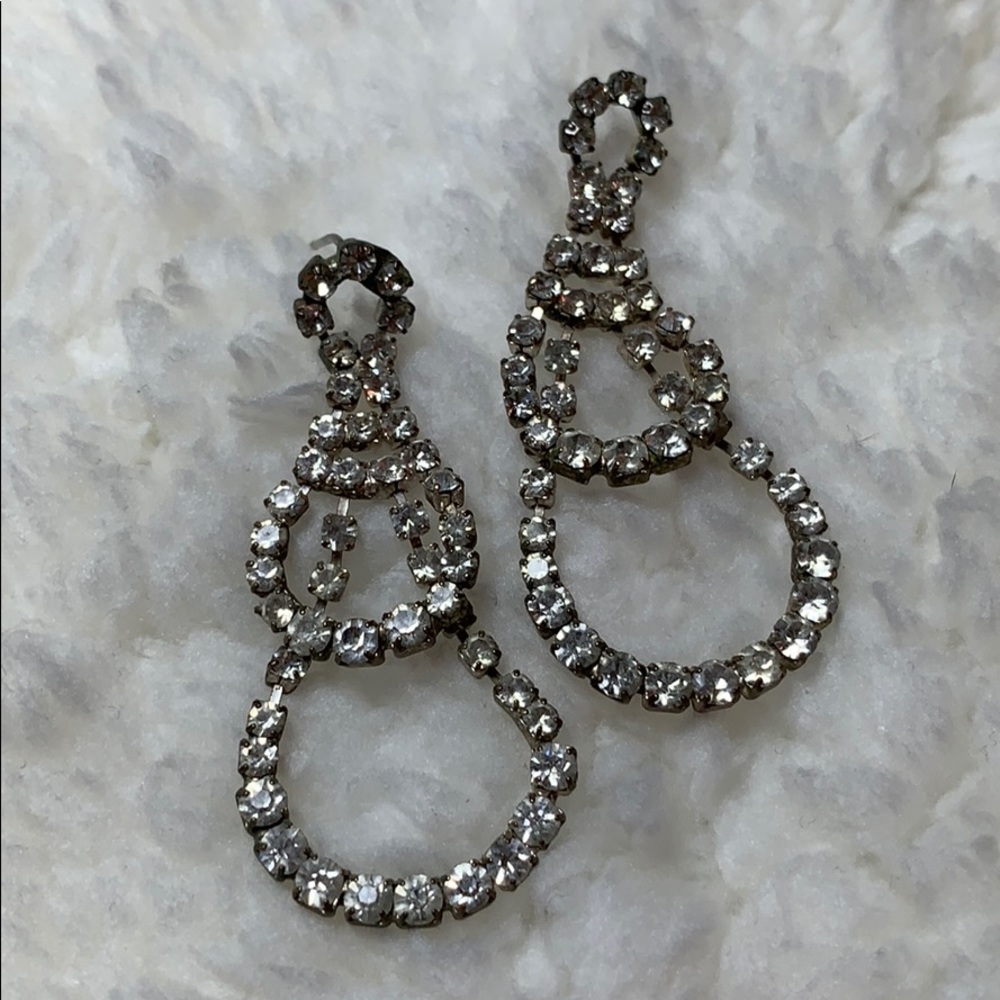 Vintage crystal earrings!